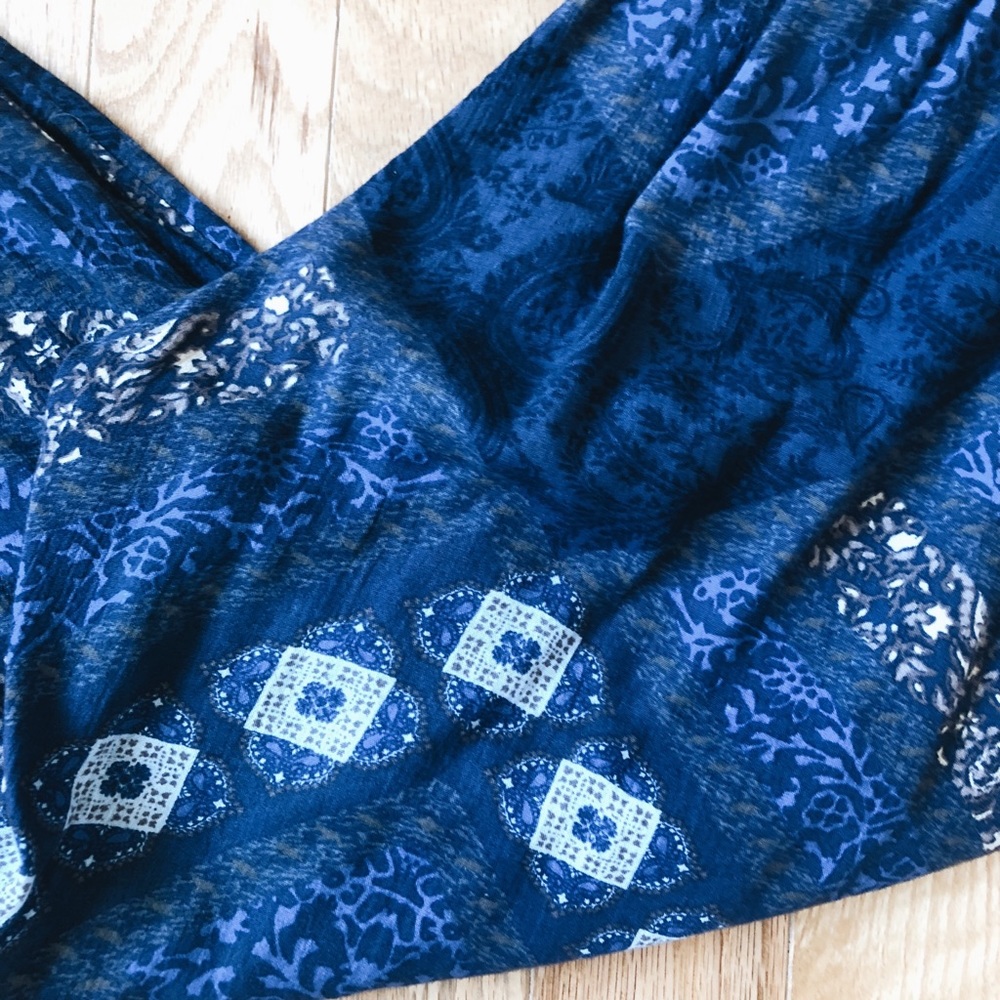 Patterned Gypsy Pants - Picture 3 of 4